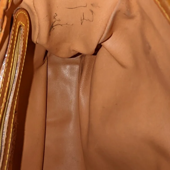 Alviero Martini Leather Map United States Featured!! Crossbody Bag. - Picture 13 of 15